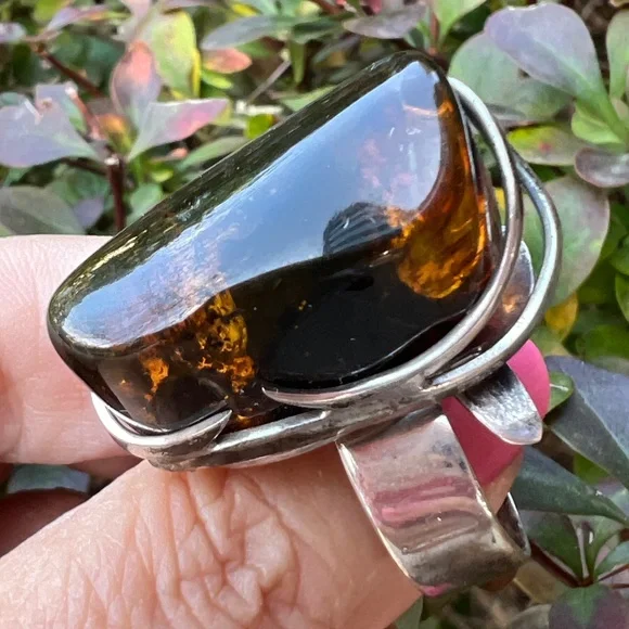 VINTAGE HUGE BALTIC AMBER STATEMENT RING SCANDINAVIAN OR POLISH MADE STERLING